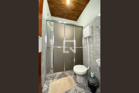 Casa à venda com 150m², 3 quartos e 2 vagasBanheiro