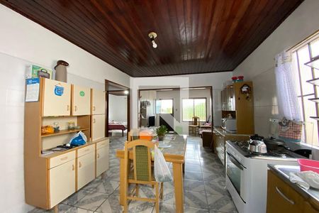 Casa à venda com 150m², 3 quartos e 2 vagasCozinha