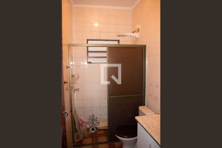 Casa para alugar com 135m², 3 quartos e 2 vagas Casa para alugar com 135m², 3 quartos e 2 vagasBanheiro