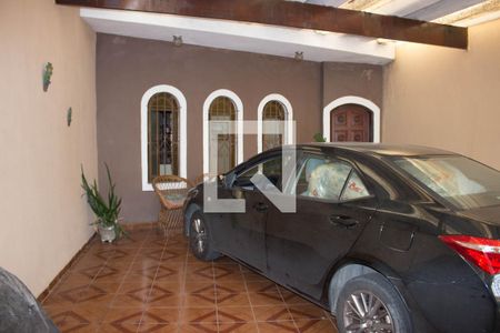 Garagem de casa para alugar com 3 quartos, 135m² em São Miguel Paulista, São Paulo