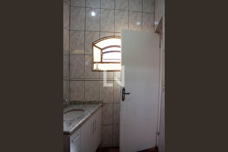 Casa para alugar com 135m², 3 quartos e 2 vagas Casa para alugar com 135m², 3 quartos e 2 vagasBanheiro Suite