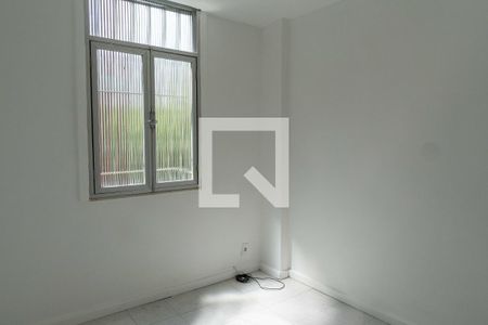 Quarto 2  de apartamento à venda com 2 quartos, 50m² em Fátima, Niterói