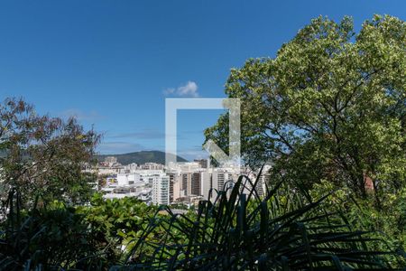 Vista da Sala  de apartamento à venda com 2 quartos, 50m² em Fátima, Niterói