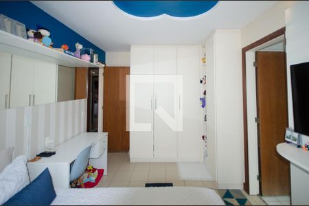 Apartamento à venda com 190m², 4 quartos e 3 vagasQuarto 2