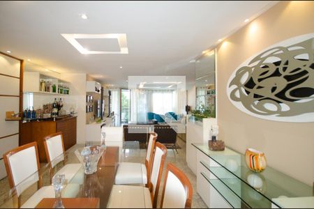 Sala de apartamento à venda com 4 quartos, 190m² em Ingá, Niterói