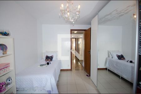 Apartamento à venda com 190m², 4 quartos e 3 vagasQuarto 4