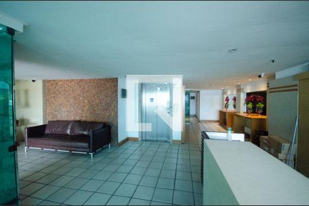 Apartamento à venda com 190m², 4 quartos e 3 vagasFachada e portaria