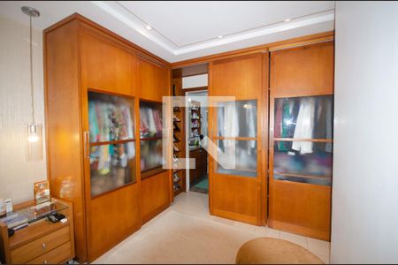 Apartamento à venda com 190m², 4 quartos e 3 vagasSuíte 2