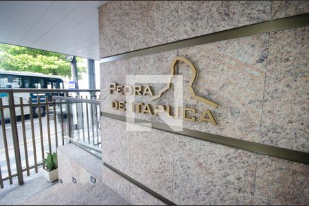 Apartamento à venda com 190m², 4 quartos e 3 vagasFachada e portaria