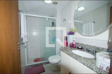 Apartamento à venda com 190m², 4 quartos e 3 vagasBanheiro Social