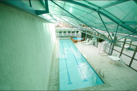 Apartamento à venda com 190m², 4 quartos e 3 vagasÁrea comum - Piscina