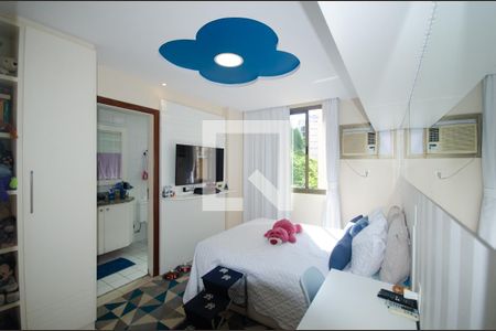 Apartamento à venda com 190m², 4 quartos e 3 vagasQuarto 2