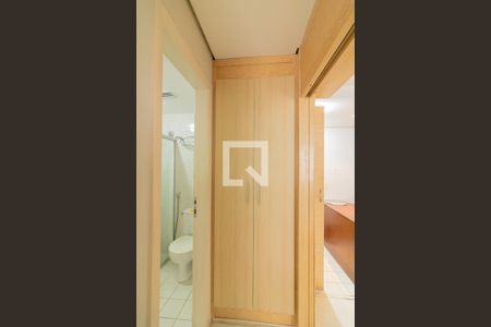 Sala de kitnet/studio para alugar com 1 quarto, 38m² em Moema, São Paulo