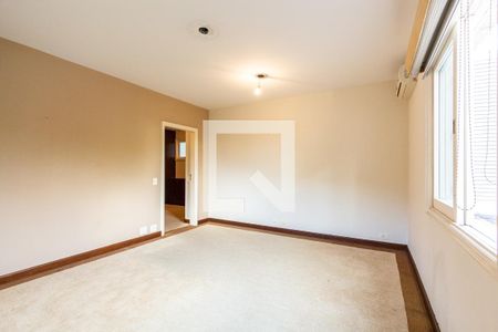 Casa à venda com 703m², 4 quartos e 5 vagasSuíte 1