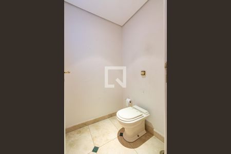 Casa à venda com 703m², 4 quartos e 5 vagasLavabo