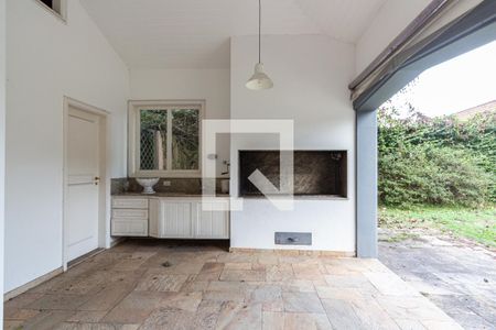 Casa à venda com 703m², 4 quartos e 5 vagasChurrasqueira