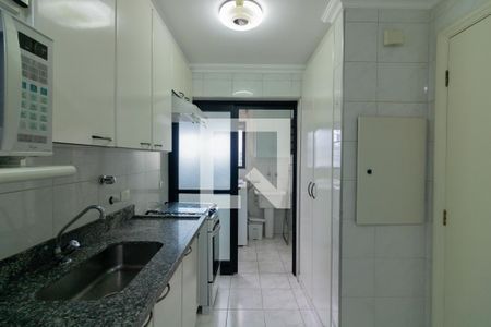 Apartamento para alugar com 100m², 3 quartos e 2 vagas Apartamento para alugar com 100m², 3 quartos e 2 vagasCozinha