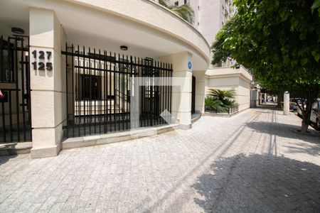 Apartamento para alugar com 100m², 3 quartos e 2 vagas Apartamento para alugar com 100m², 3 quartos e 2 vagasFachada