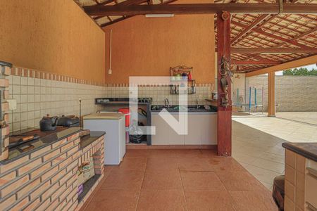 Casa à venda com 1080m², 5 quartos e 6 vagasChurrasqueira