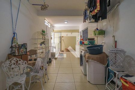 Casa à venda com 1080m², 5 quartos e 6 vagasÁrea de Serviço