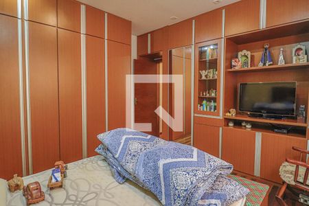 Casa à venda com 1080m², 5 quartos e 6 vagasQuarto Suíte