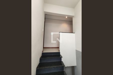 Escada de casa à venda com 4 quartos, 178m² em Scharlau, São Leopoldo