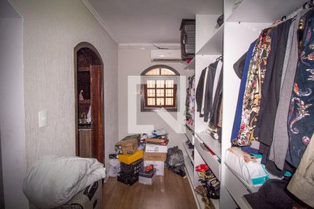 Casa para alugar com 360m², 5 quartos e 6 vagasCloset da suíte