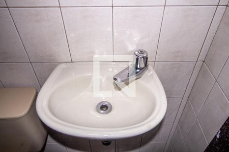 Casa para alugar com 360m², 5 quartos e 6 vagasBanheiro de Serviço