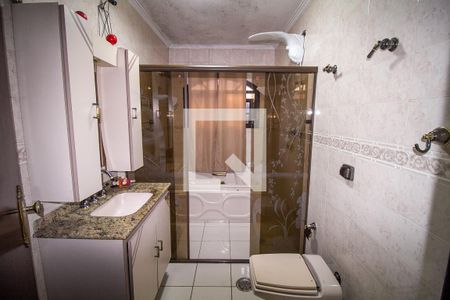 Casa para alugar com 360m², 5 quartos e 6 vagasBanheiro 2