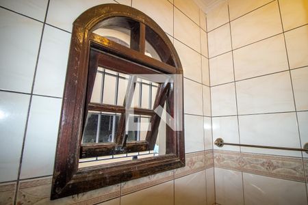 Casa para alugar com 360m², 5 quartos e 6 vagasCasa 2 - Banheiro