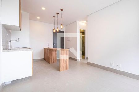 Sala/Cozinha de Apartamento com 1 quarto, 40m² Pinheiros