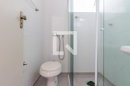 Banheiro de apartamento para alugar com 1 quarto, 31m² em Vila Buarque, São Paulo