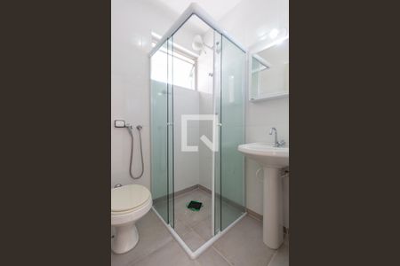 Banheiro de apartamento para alugar com 1 quarto, 31m² em Vila Buarque, São Paulo