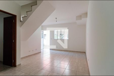 Sala de casa de condomínio à venda com 2 quartos, 75m² em Conjunto Residencial Jardim Canaa, São Paulo