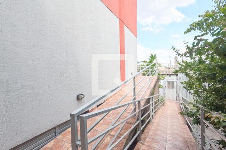 Casa de condomínio à venda com 75m², 2 quartos e 2 vagasEntrada