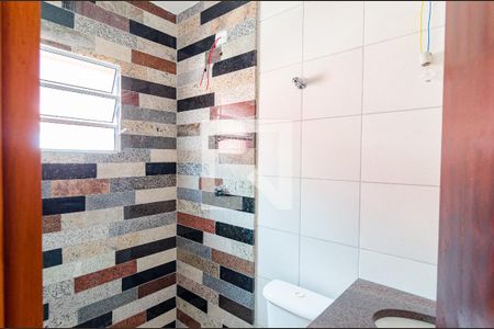 Casa de condomínio à venda com 75m², 2 quartos e 2 vagasBanheiro da Suíte 2