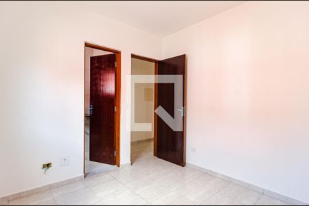 Casa de condomínio à venda com 75m², 2 quartos e 2 vagasSuíte 2