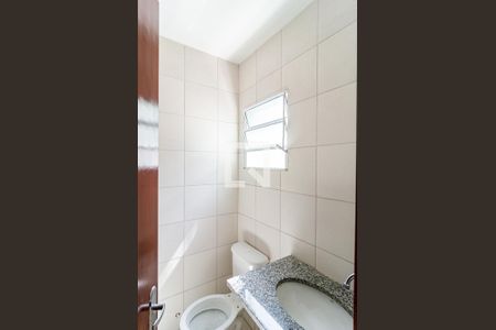 Casa de condomínio à venda com 75m², 2 quartos e 2 vagasBanheiro da Suíte 1