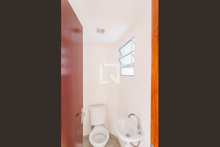 Lavabo de casa de condomínio à venda com 2 quartos, 75m² em Conjunto Residencial Jardim Canaã, São Paulo