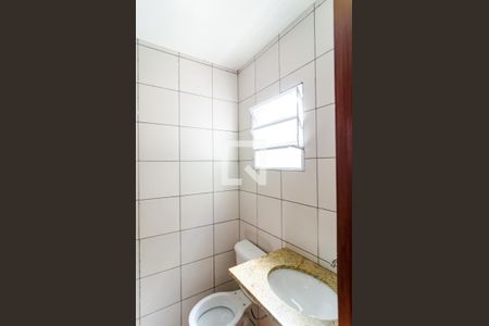 Casa de condomínio à venda com 75m², 2 quartos e 2 vagasBanheiro da Suíte