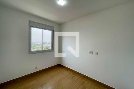 Apartamento para alugar com 71m², 3 quartos e 1 vagaQuarto 2
