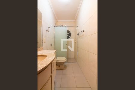 Casa para alugar com 220m², 5 quartos e 2 vagas Casa para alugar com 220m², 5 quartos e 2 vagasBanheiro da Suíte