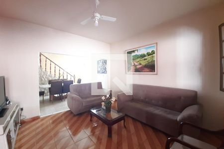 Sala de casa de condomínio à venda com 4 quartos, 260m² em Candelária, Belo Horizonte