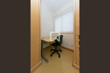 Apartamento para alugar com 85m², 2 quartos e 1 vaga Apartamento para alugar com 85m², 2 quartos e 1 vagaCloset da Suíte