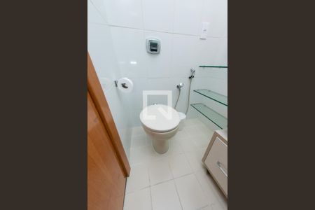Apartamento para alugar com 85m², 2 quartos e 1 vaga Apartamento para alugar com 85m², 2 quartos e 1 vagaBanheiro Social