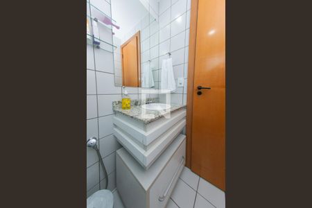 Apartamento para alugar com 85m², 2 quartos e 1 vaga Apartamento para alugar com 85m², 2 quartos e 1 vagaBanheiro da Suíte