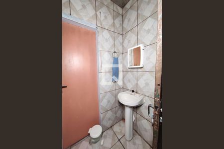 Casa à venda com 160m², 3 quartos e 4 vagas Casa à venda com 160m², 3 quartos e 4 vagasBanheiro de Serviço