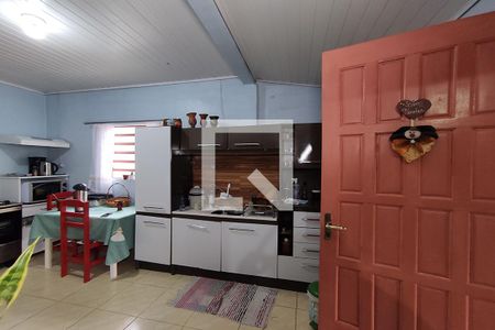 Casa à venda com 160m², 3 quartos e 4 vagas Casa à venda com 160m², 3 quartos e 4 vagasCozinha