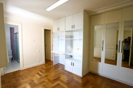 Apartamento para alugar com 290m², 4 quartos e sem vaga Apartamento para alugar com 290m², 4 quartos e sem vagasuíte 1