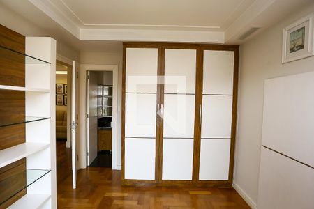 Apartamento para alugar com 290m², 4 quartos e sem vaga Apartamento para alugar com 290m², 4 quartos e sem vagasuíte 3